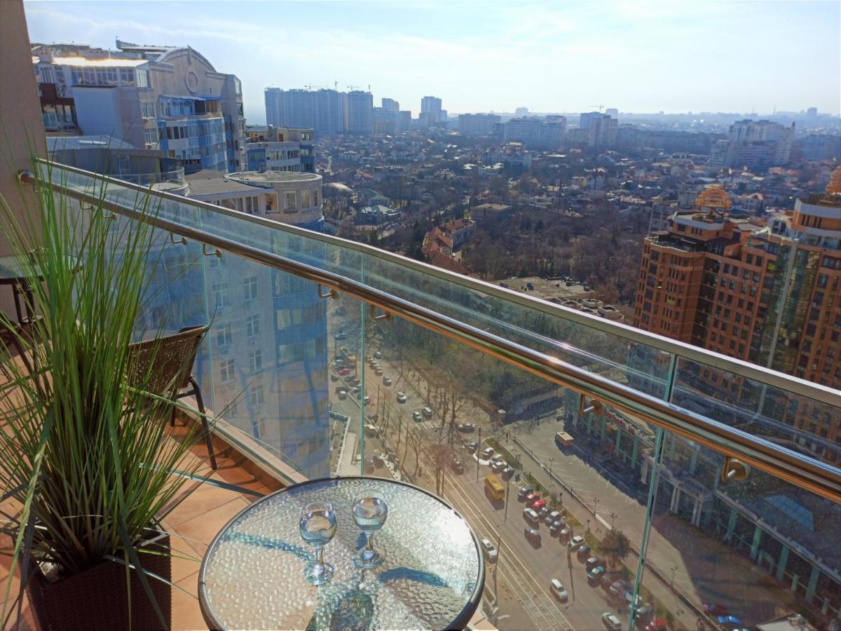 Arcadia Stylish Apartment Big Terrace! Odessa Zewnętrze zdjęcie